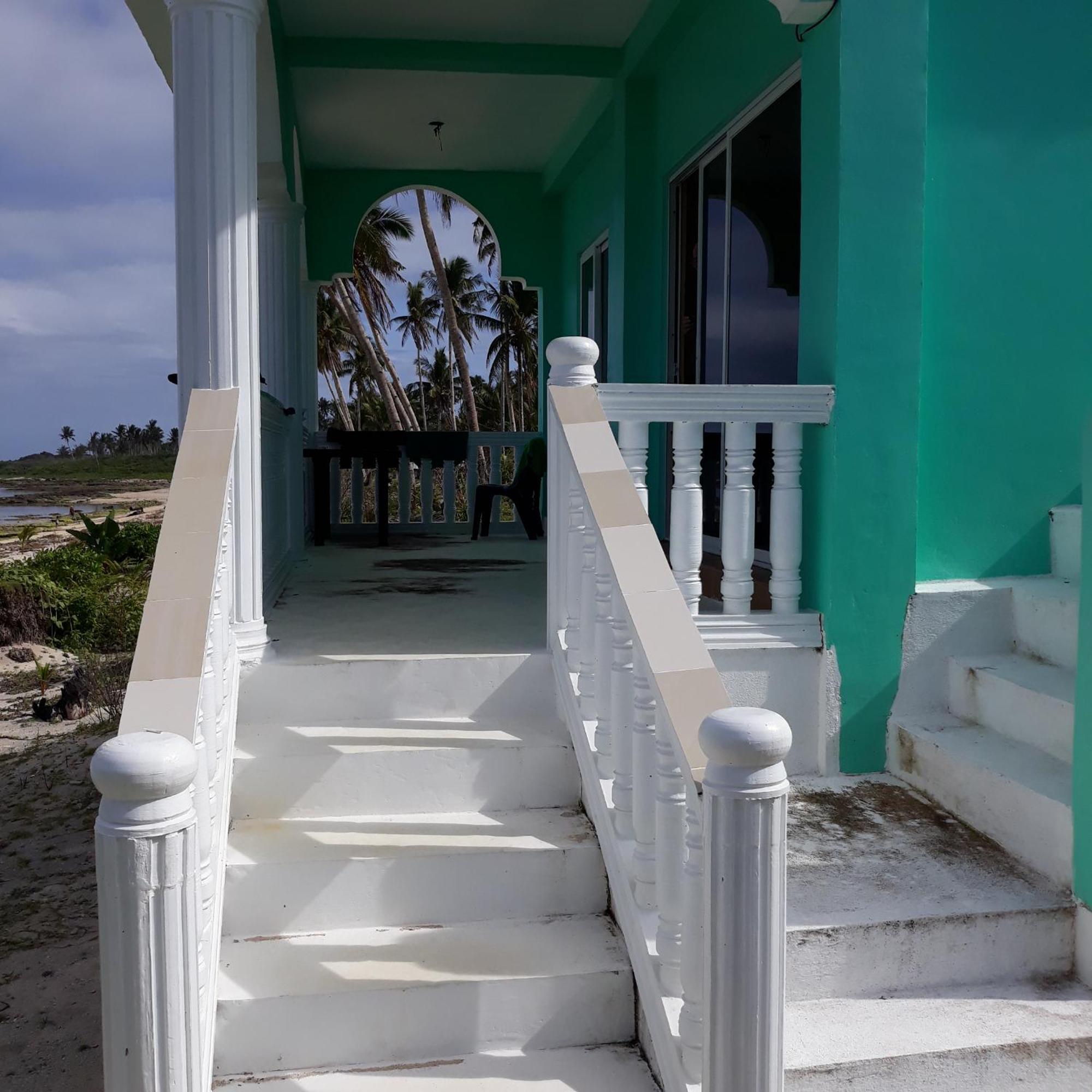 Whitesands Beach Resort San Isidro  Экстерьер фото