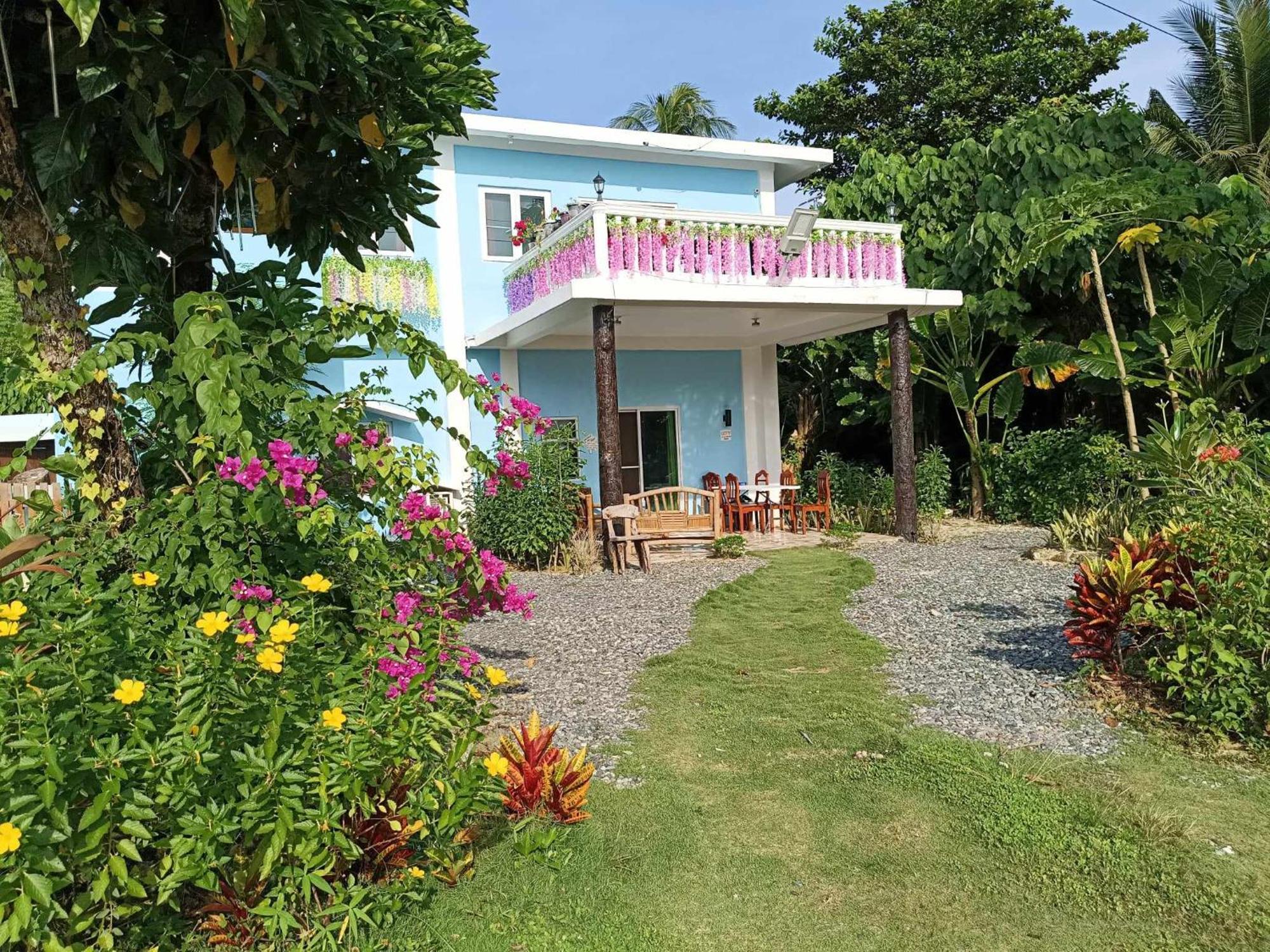 Whitesands Beach Resort San Isidro  Экстерьер фото