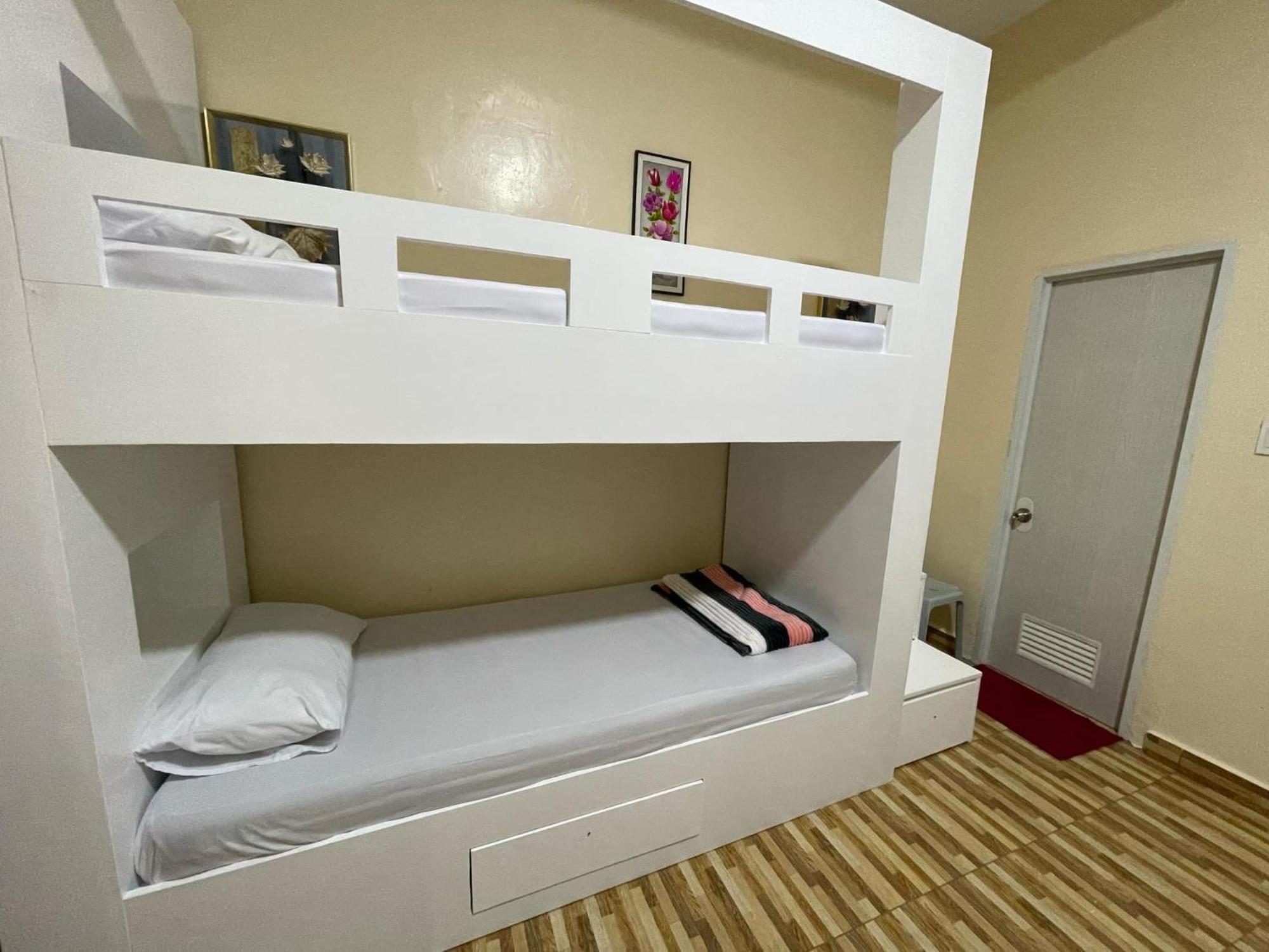 Whitesands Beach Resort San Isidro  Экстерьер фото